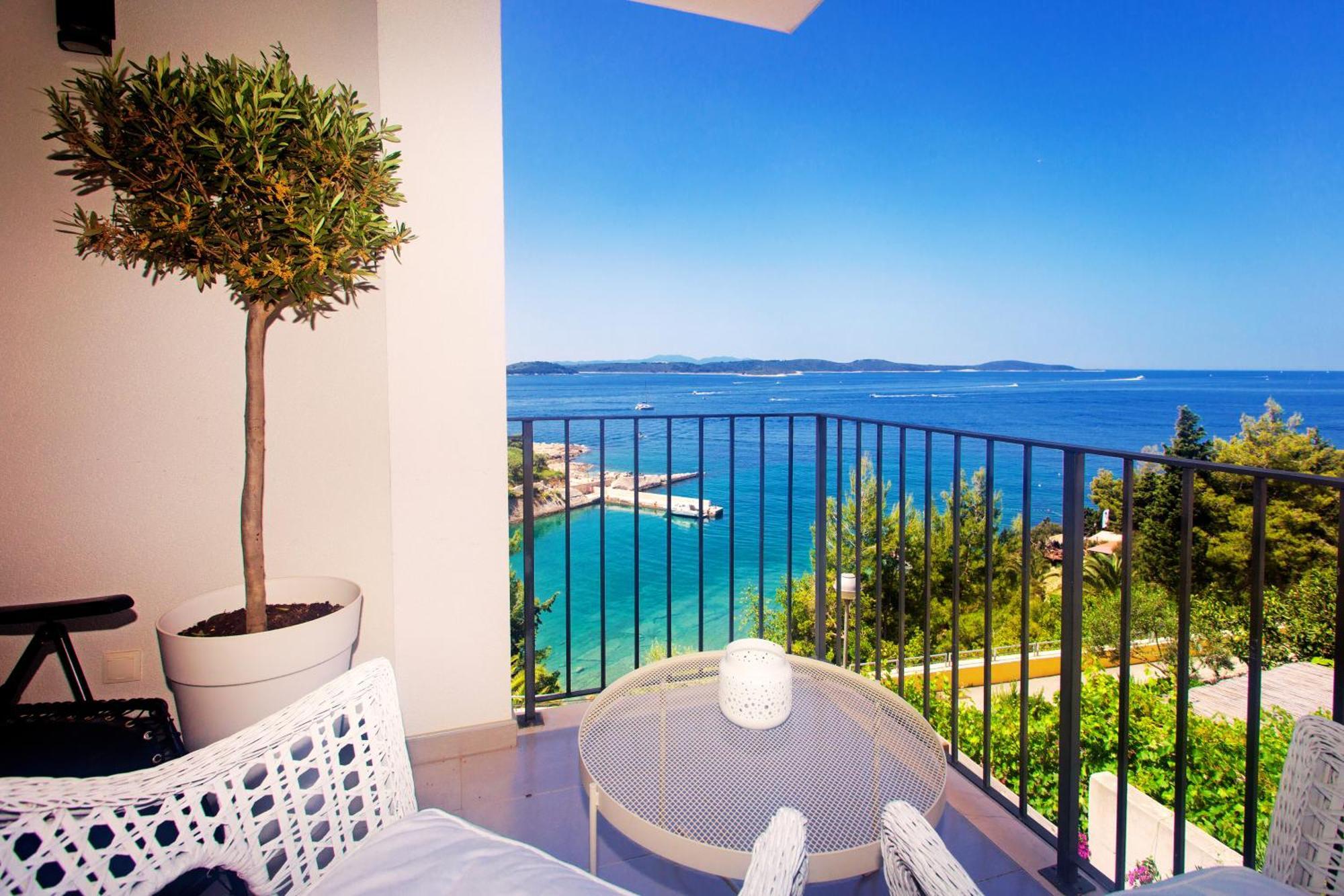 Blue Bay Residence Hvar Town Esterno foto