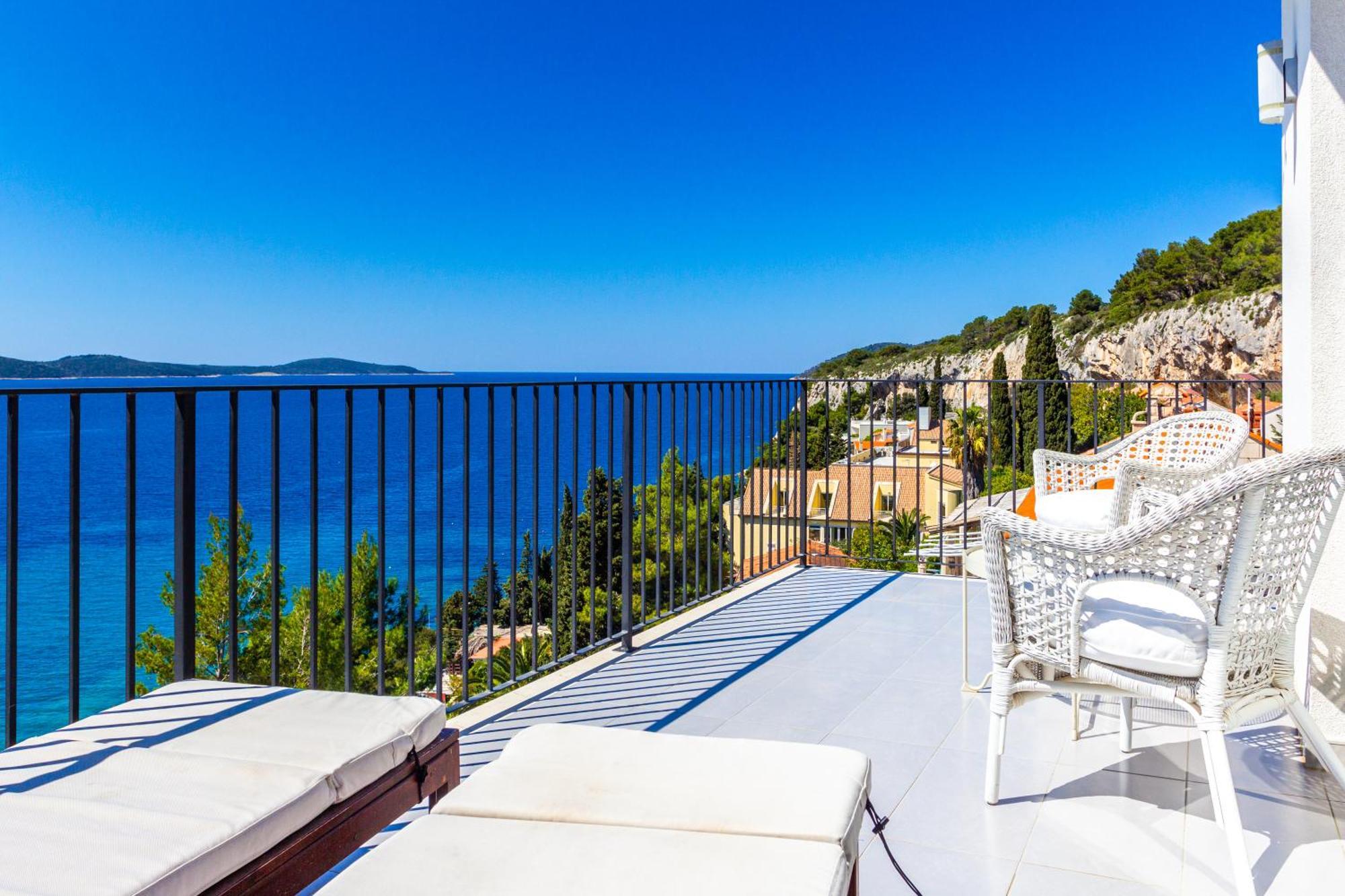 Blue Bay Residence Hvar Town Esterno foto